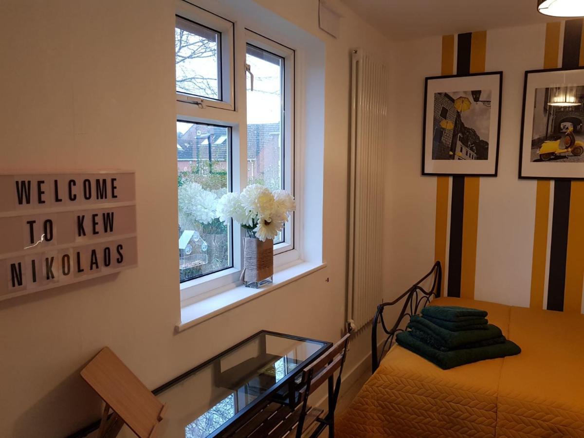 Kew Gardens - Private Double Room Richmond London - Homestay Exteriér fotografie